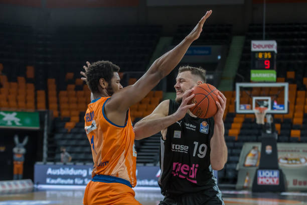 在第四位 在第四位