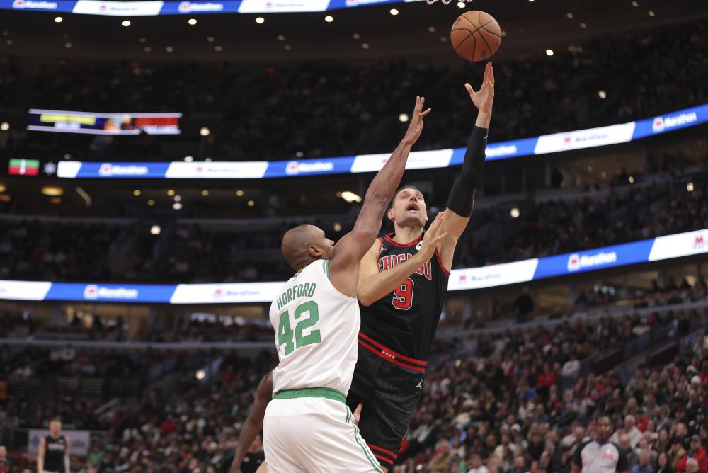 赛场内外的 赛场内外的