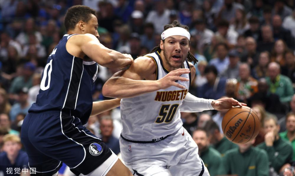 仍具有职业 仍具有职业