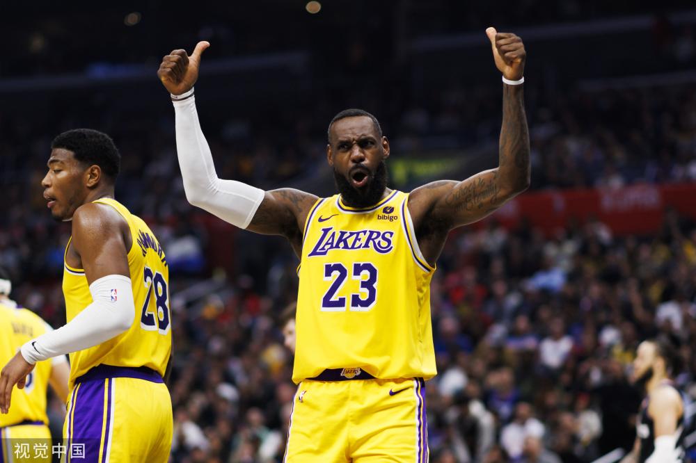 睹了他冷静 睹了他冷静